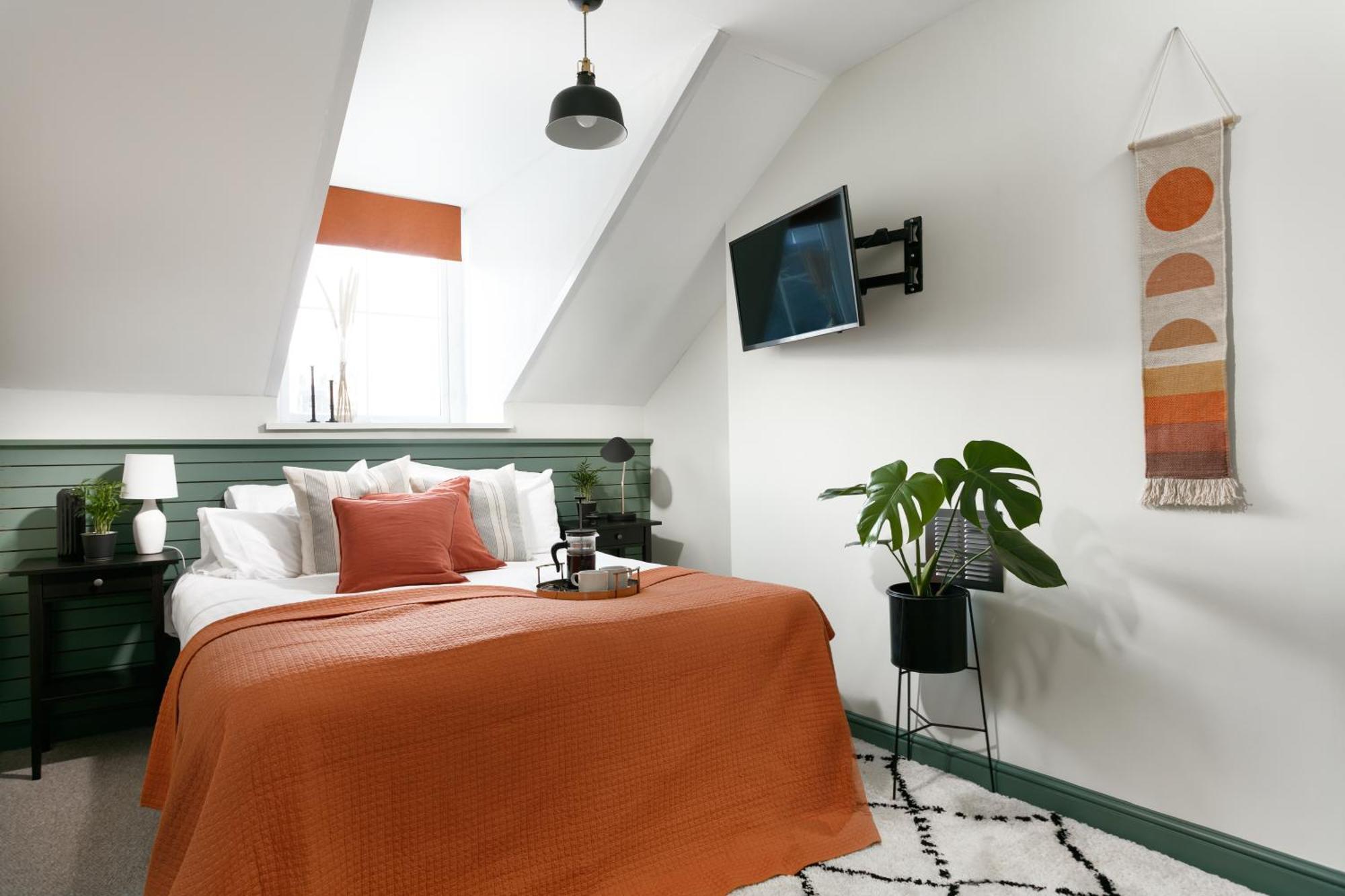 New Luxury For 2024 - Central Plymouth House - Sleeps 10 - Access To Plymouth Town - Close To The Barbican - Pets Welcome - Parking Available - By Luxe Living By Sophia Ngoại thất bức ảnh